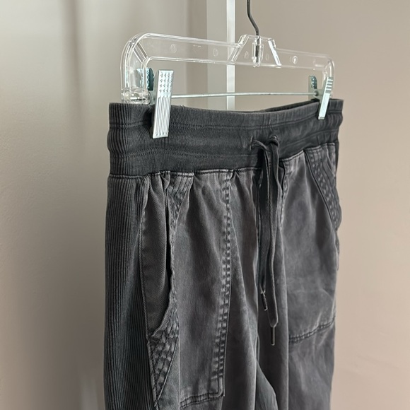 Splendid Jessie Gray Denim Jogger Women’s Size Small - Picture 5 of 7